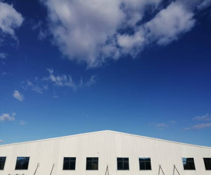 using heat-reflective paints to reduce energy costs in warehouses