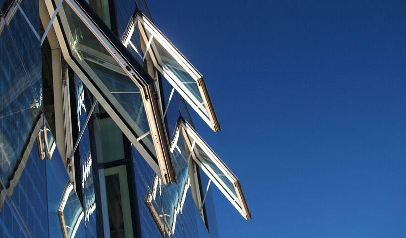 five tips for airing out a room after painting