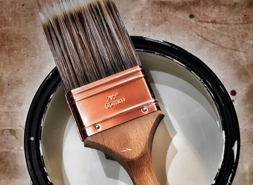 how solvent retention impacts long-term paint durability